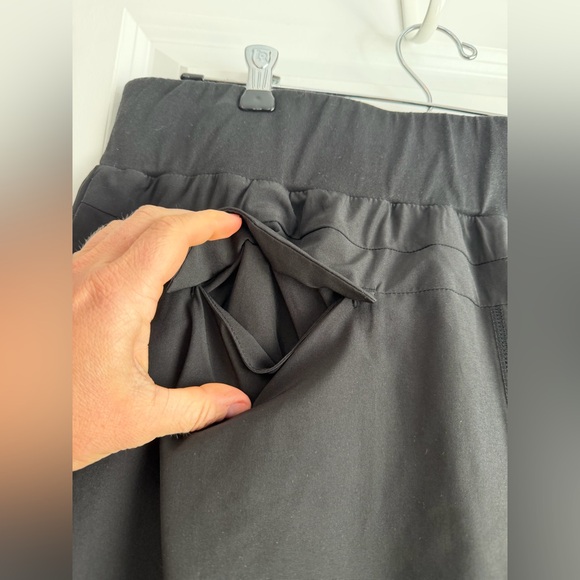Quince Women’s Performance Tech Skort Black Size Large - Picture 7 of 12